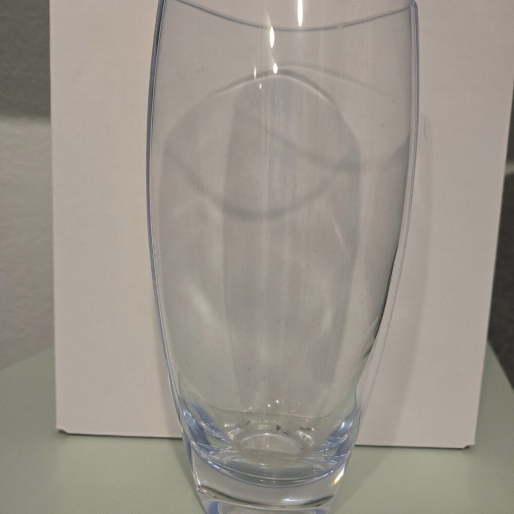 Iittala. Glass vase, Leia. Design, Tiina Nordstrom, Translucent Blue